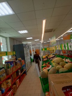 Родителям на заметку: Поведение детей в магазинах вызывает беспокойство