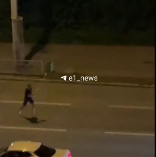 Необычный инцидент: мужчина попал под колеса машины на Щербакова
