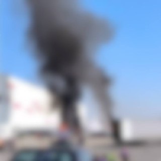 Падение БПЛА вызвало пожар на стоянке, эвакуация прошла успешно